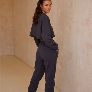 Women's Charcoal Cropped Sweatshirt & Jogger Set